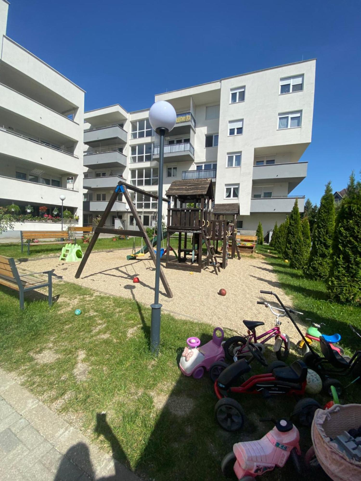 Montana Apartman Miskolc Exterior photo